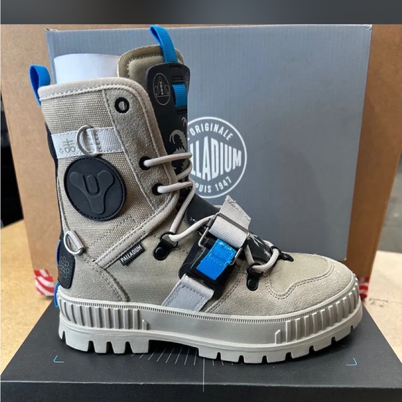 Palladium Other - 🆕 PalladiumMens Boots Size 14

Dune color . Size 14